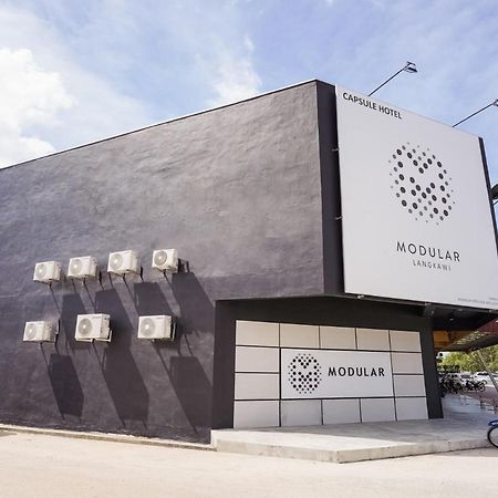 Oyo 89635 Modular Langkawi Capsule Hotel Padang Mat Sirat Exterior photo